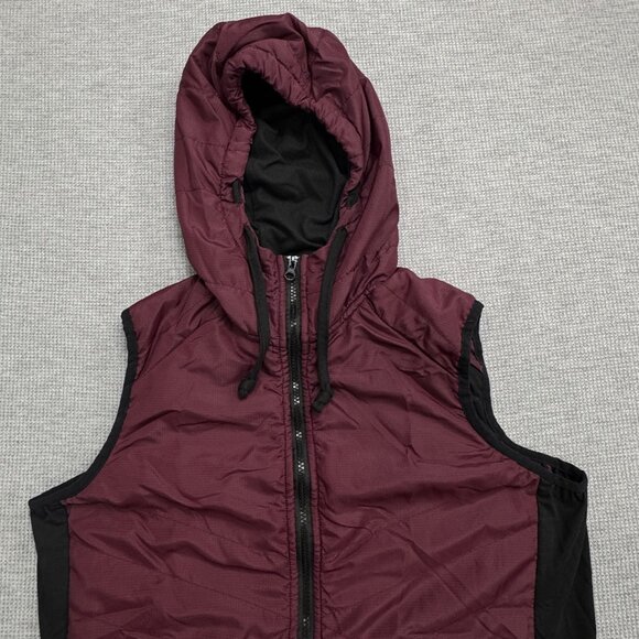 Lilac Bloom Womens Size L Burgundy Quilted Hooded Puffer Vest Full Zip Pockets - Picture 7 of 16